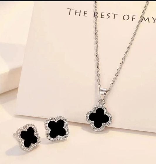 Elegant Silver & Black Clover Jewelry Set – Necklace & Earrings